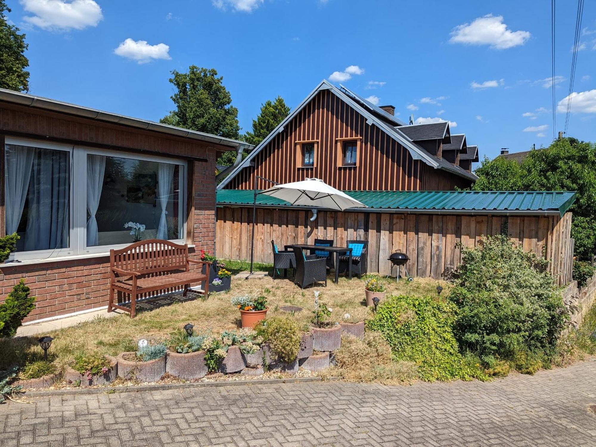 W4 - Urlaubsmagie- Pool, Terrasse, Barbecue Apartment Lichtenhain  Bagian luar foto